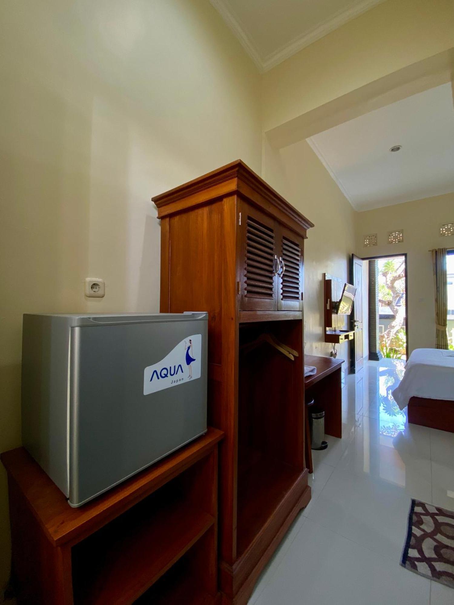 Pp Dream Guesthouse Singaraja Esterno foto